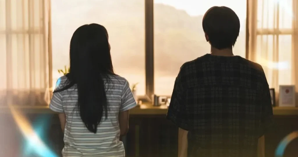 JTBC Friday Drama Still Shining Hits Record Low Ratings Amid Competitive Broadcasting Landscape and Shift in Viewer Preferences