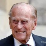 Prince Philip’s Final Solitary Toast: A Poignant Retreat to the Oak Room on the Eve of His Passing