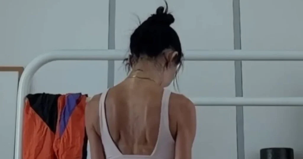 Bony Korean Star Surprises With Defined Abs And Back Muscles.