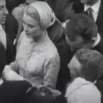 Grace Kelly’s Unseen Wedding Dress: The Elegant Pink Ensemble for Monaco’s Civil Ceremony
