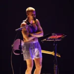 Justin Bieber’s Coachella Return: A Stripped-Back Spectacle Blending Nostalgia, Vulnerability, and a New Era of Artistic Expression.