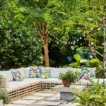 The Best Outdoor Solar Lights for Backyard Ambiance According to Designers