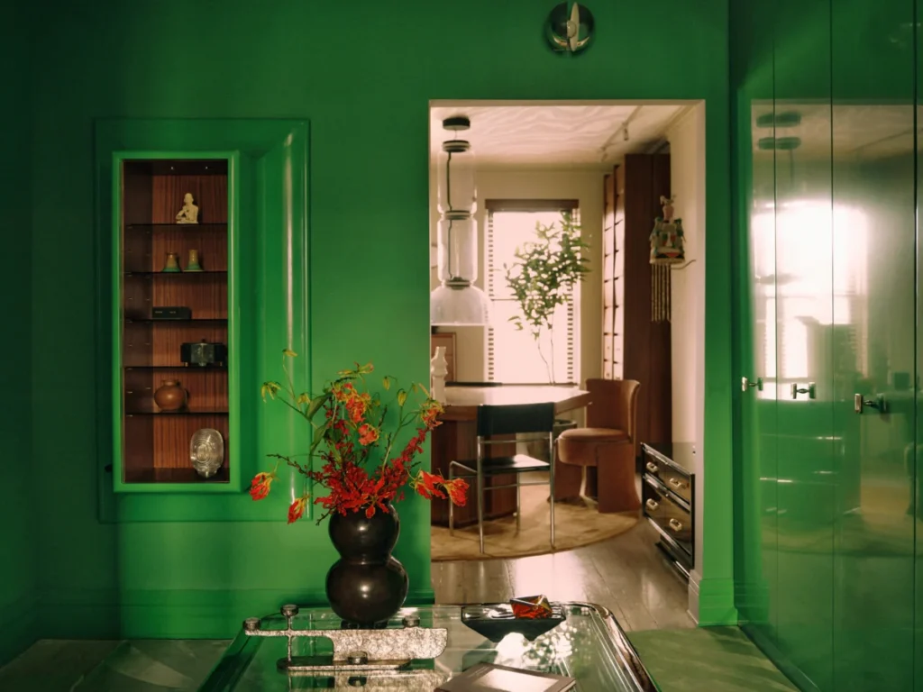 The High-Gloss Revolution: How Statement Lacquer is Redefining Modern Interior Design and Global Retail Trends