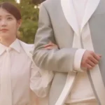 Trope Gone Wrong: Viewers Icked By “Perfect Crown” IU And Byeon Woo Seok Linking Arms.