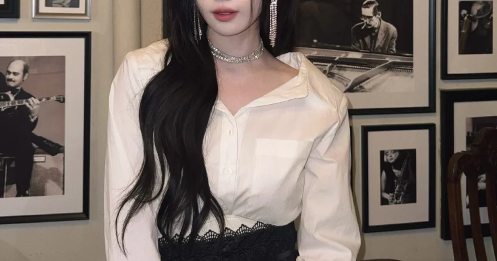 Girl Group Member Lets Out Heart-Wrenching Family Issues
