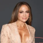 Jennifer Lopez Showcases Seasonal Elegance in Memorial Day Social Media Update Highlighting Ageless Aesthetic and Family Values