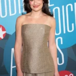 Lea Michele Dominates 2026 Broadway.com Audience Choice Awards Following Triumphant Turn in Chess Revival