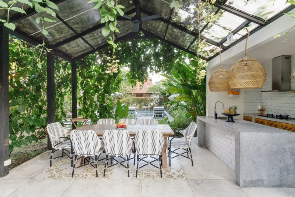 These Festive Garden Lighting Ideas Keep the Party Going All Night Long