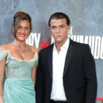 Venezuela Fury Selects Bridal Gown Amidst Father Tyson Fury’s High-Stakes Boxing Comeback Preparations