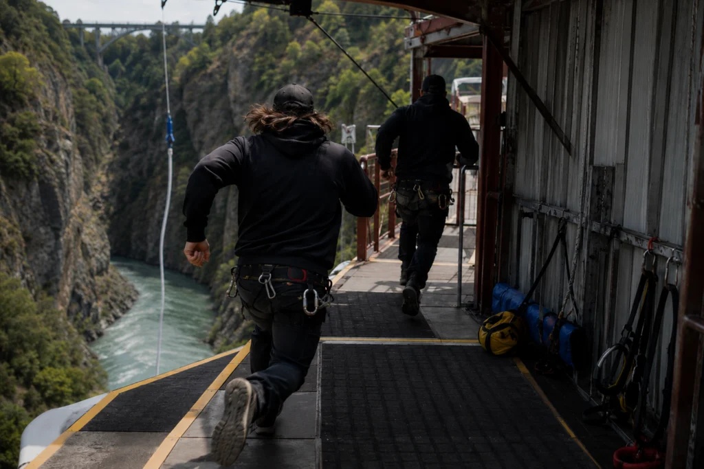 Brazilian Woman’s Fatal Bungee Jump: Detailed Investigation Reveals Alleged Negligence, Instructor Flight, and Homicide Charges