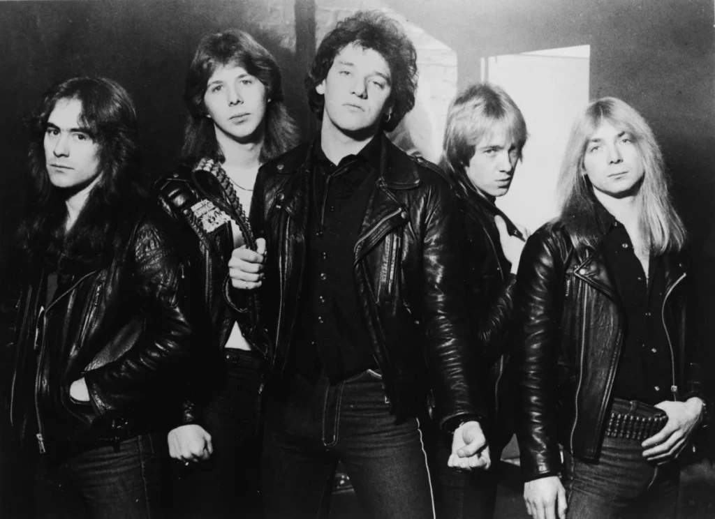 Iron Maiden Enforces Phone-Free Zone for Paris Concert Filming