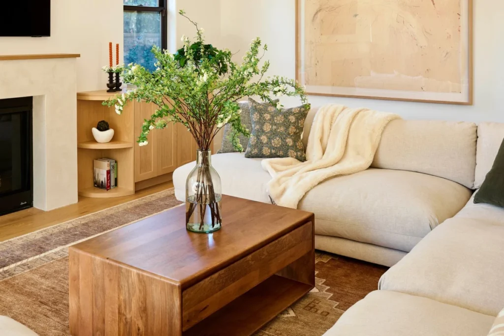 The Evolution of Premium Textiles and Sustainable Home Decor A Comprehensive Analysis of the High-End Throw Blanket Market in 2024