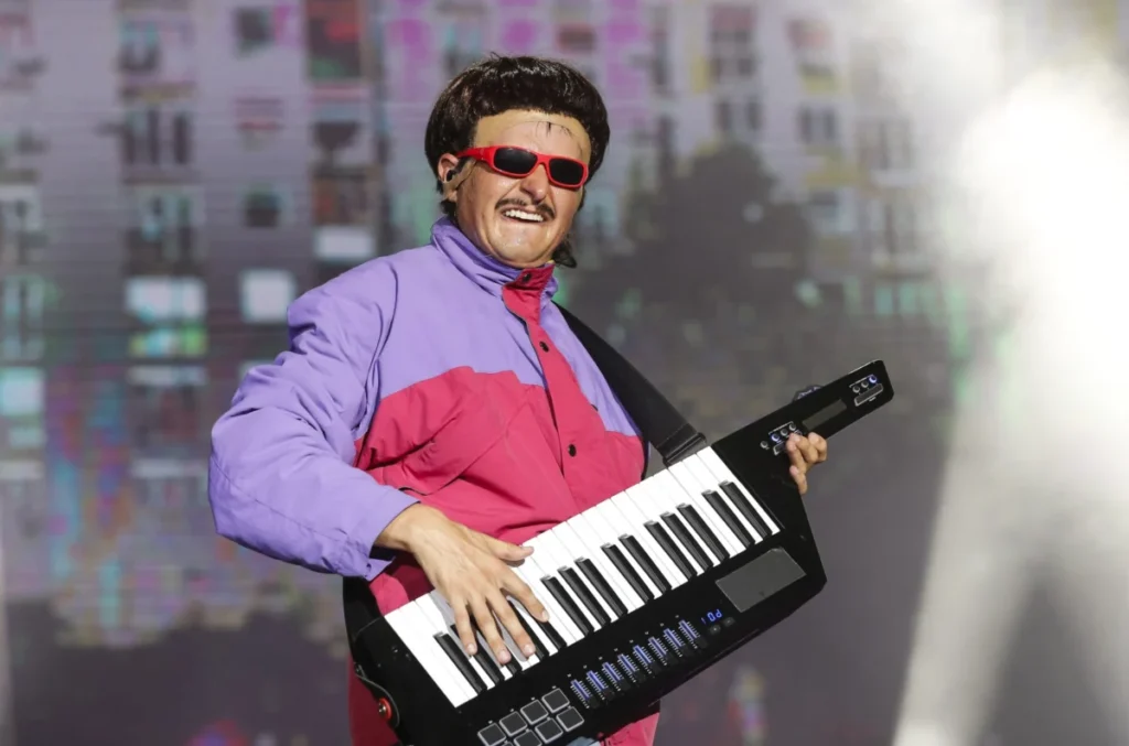 The Final Conversation: Oliver Tree’s Candid Interview with Bobbi Althoff Surfaces After Tragic Death
