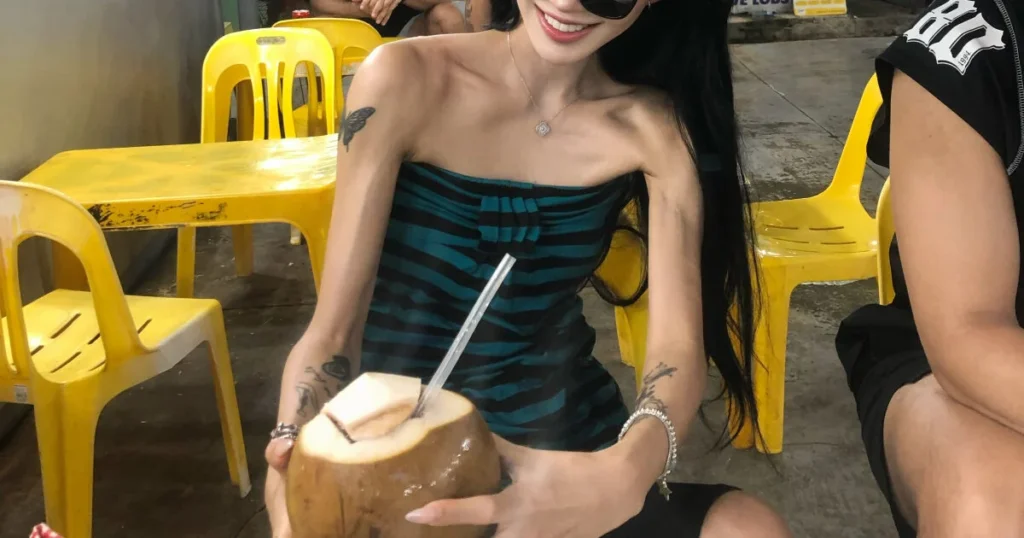 Korean Star Gets Slammed For Her Bone-Thin Figure, Gives No F*cks