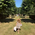 Meghan Markle Shares Heartwarming Photos of UK Trip Featuring Prince Harry and Children at Princess Diana’s Childhood Home, Althorp.