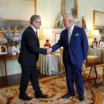 The Private Audience: The Monarch’s Crucial Role in Britain’s Peaceful Transfer of Power