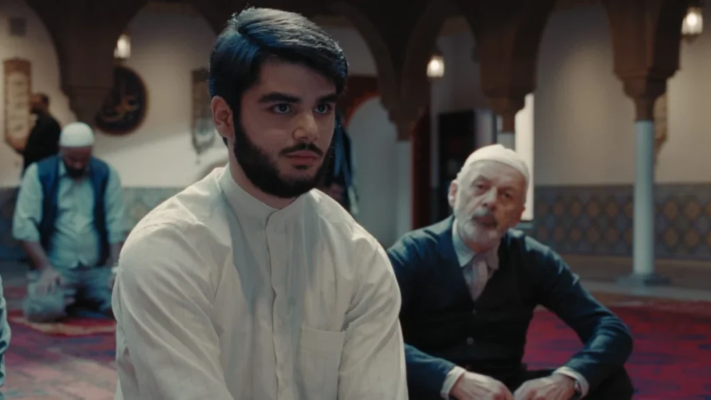 The World Premiere of Hijamat Casts a Shadow of Absence for Jafar Panahi at Karlovy Vary