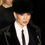 Jennifer Lopez steals the show in body-hugging Dolce & Gabbana power suit at Milan Fashion Week