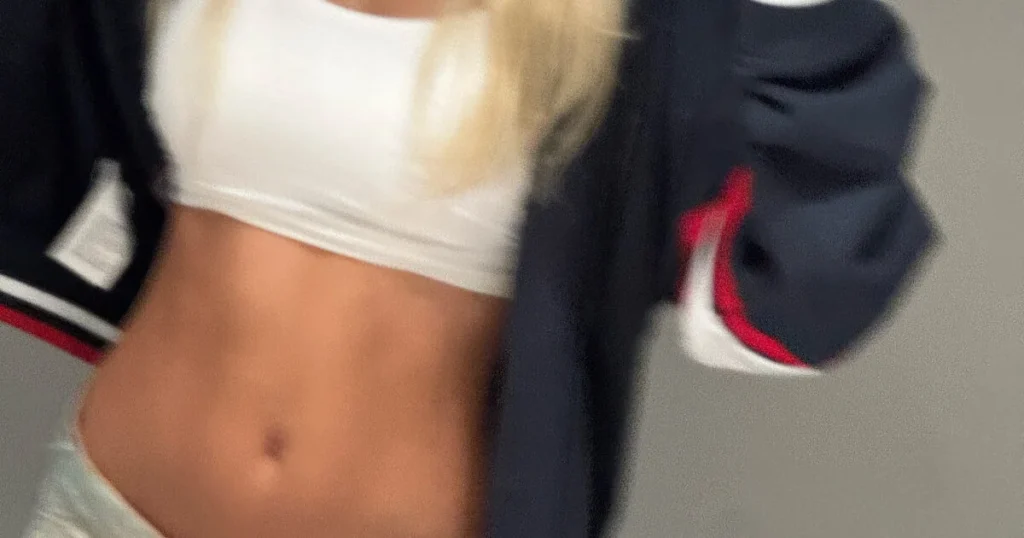 Trending Girl Group Idol Showcases Unreal Defined Abs