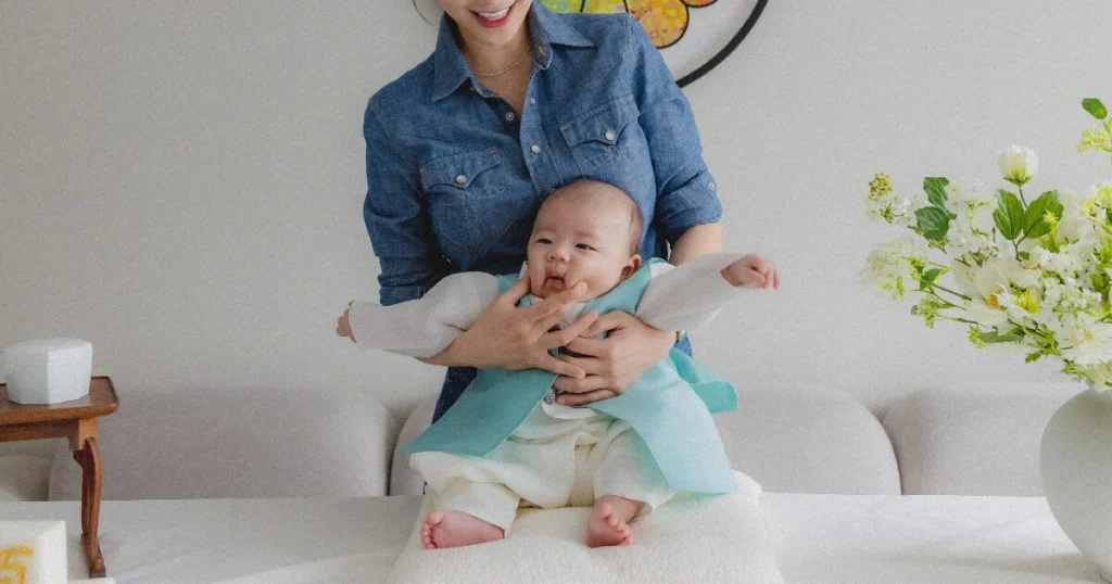 Actress Seo Ji Seung Opens Up About The Intense Physical And Emotional Realities Of Early Motherhood In Candid YouTube Appearance